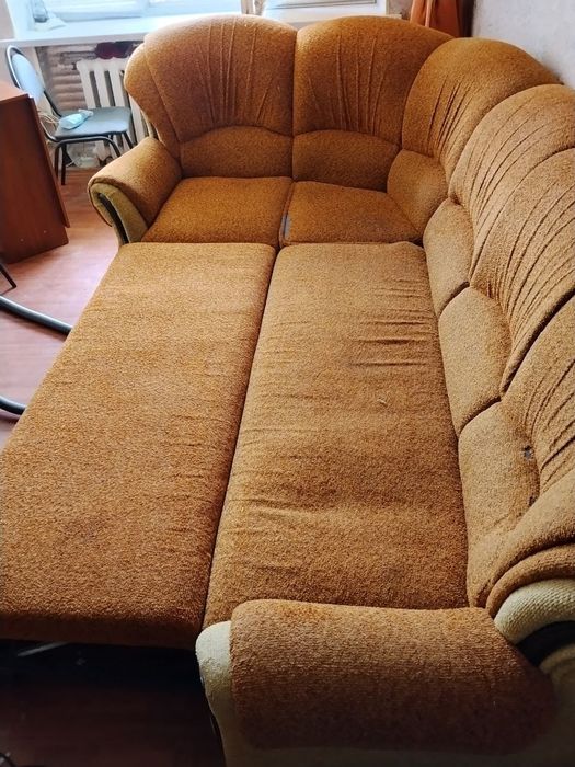 Продам мебель в нормальном состоянии