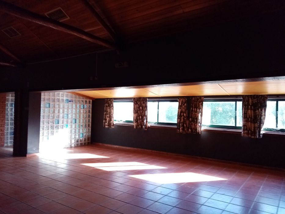 Bar com terreno pode construir, Nadadouro, Caldas da Rainha
