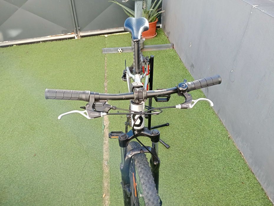 Bicicleta Scott Scale Roda 24 Criança