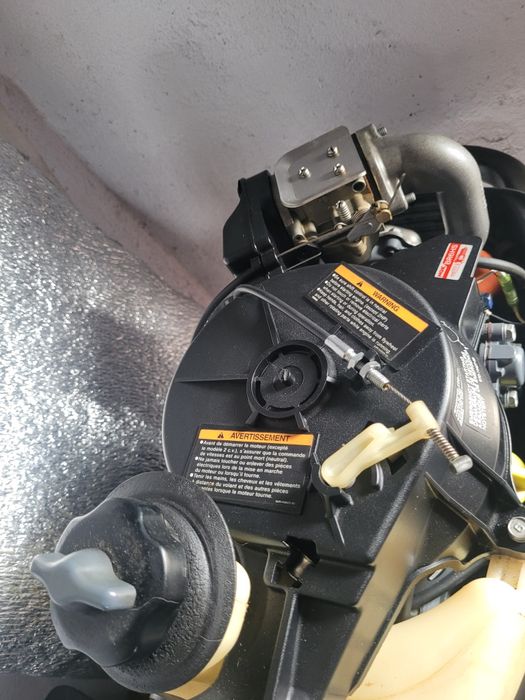 Лодочный мотор YAMAHA 4