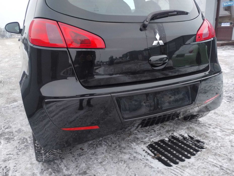 zderzak tył tylny Mitsubishi Colt VI Z30 lakier 03D wersja 3 drzwiowa