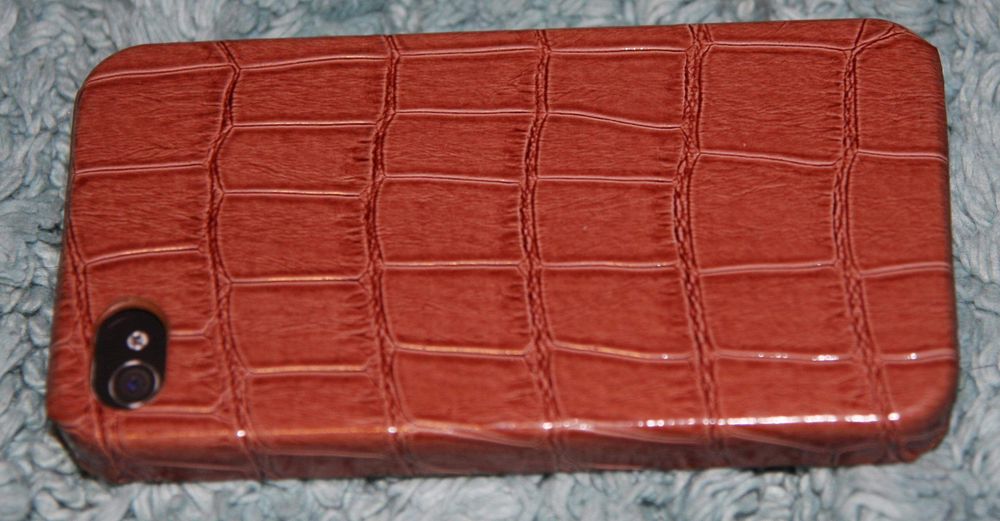etui iPhone 4/4s plecki imitacja skórki krokodyla