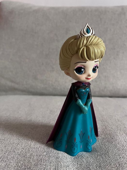 Boneca Elsa Frozen
