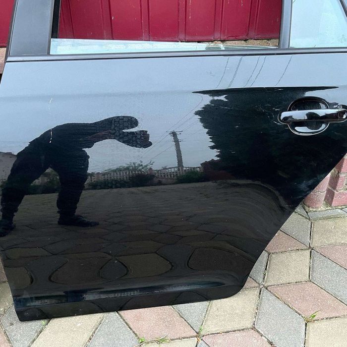 Двері Дверка Volkswagen Golf 5 Golf 6 Jetta 5 Чорні