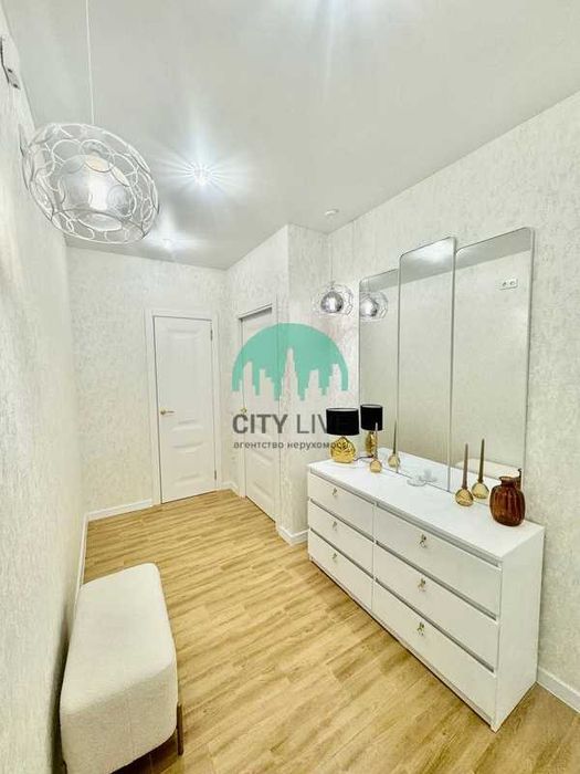 Оренда елітної 2-кім.квартири в новобудові на низькому поверсі(63)