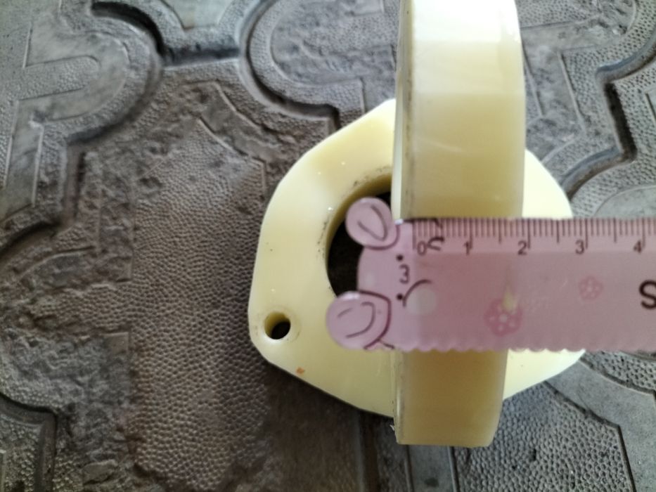 Продам проставки под передние стойки на фольцваген пассат Б7.