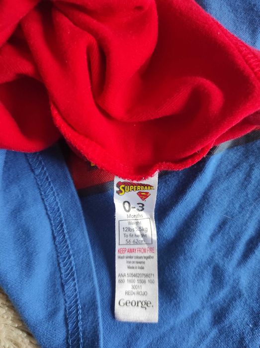 Rampers body Superman z peleryną 62
