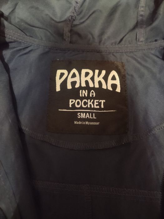 Granatowa kurtka parka