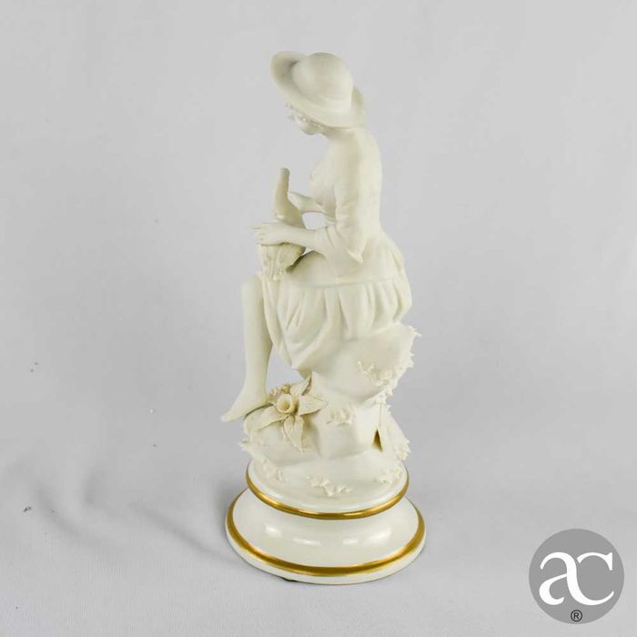 Figura de jovem camponesa com ganso em biscuit Capodimonte “Marcolin”