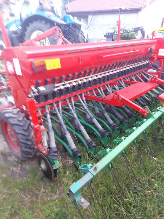 Sprzedam agregat uprawowo siewny
