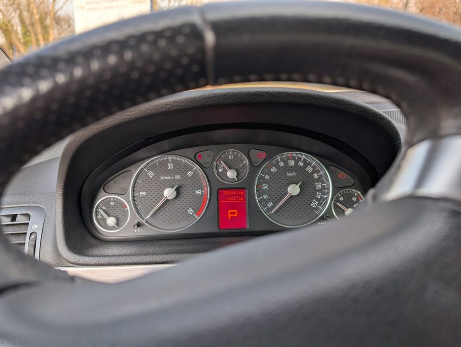 Peugeot 407 Coupe 2.7 V6 HDi 203 KM – bardzo dobry stan