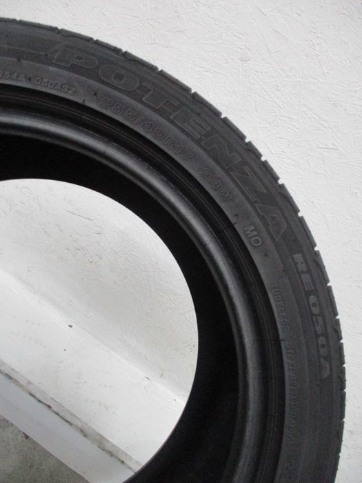 2x 255/40R17 Bridgestone Potenza RE050A 5mm 10r.