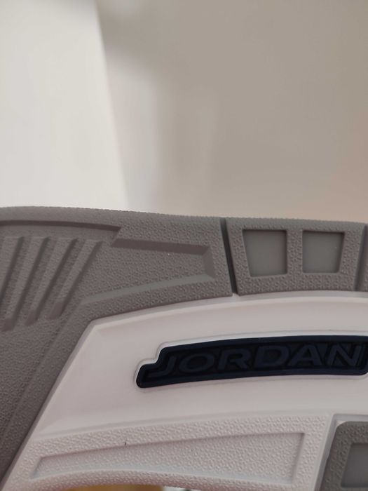 Nike Air Jordan 3 Midnight Navy 40.5