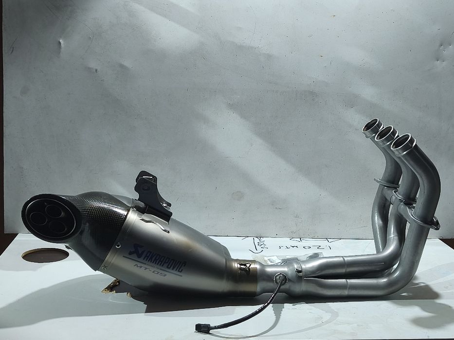 Ackrapovic Yamaha MT 09 / TRACER / XSR