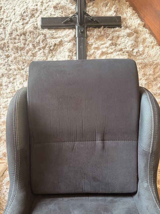 Fotel wyścigowy Playseat Evolution Alcantara