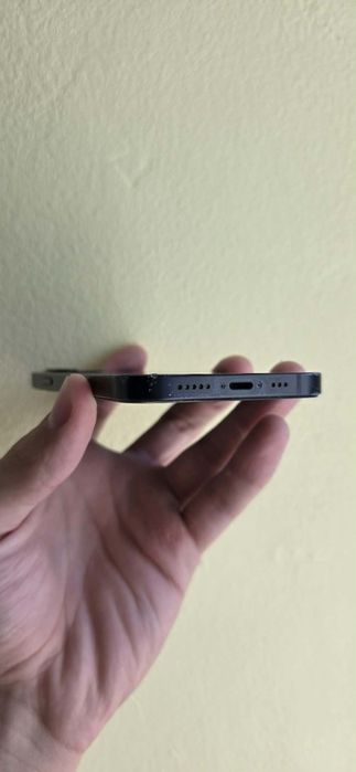 iPhone 12 czarny