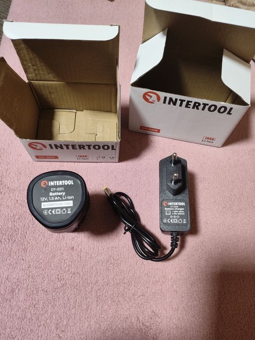 Батарея та зарядка для шуруповета Intertool