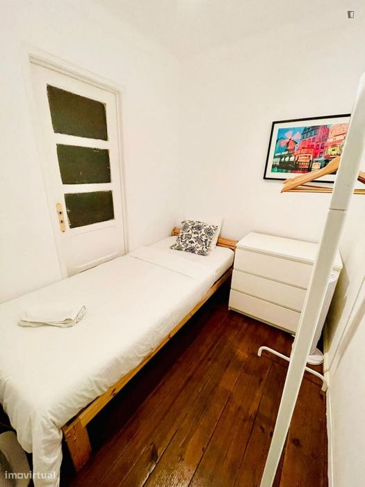 Quarto - localizado em Bairro Alto Lisbon