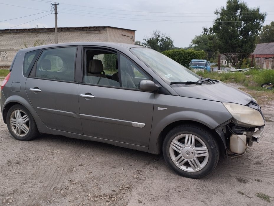 Продам Рено сценік