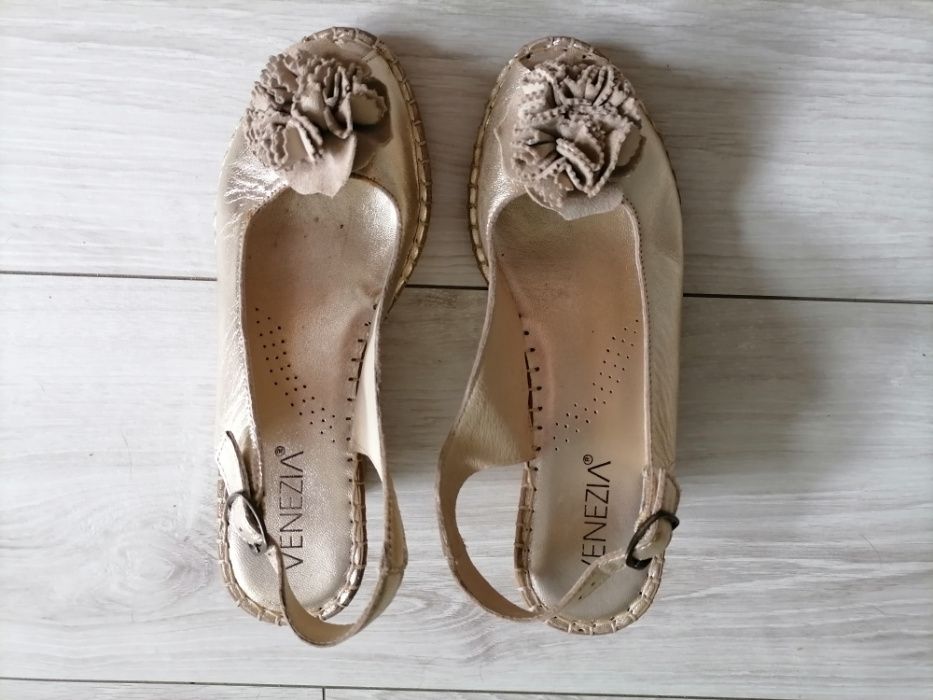 buty venezia złote