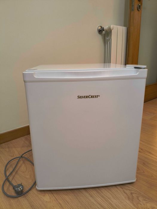 Frigorífico mini bar Silvercrest 41 litros