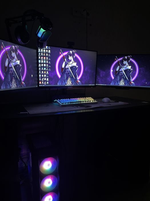 Кранштейн для 3-х мониторов