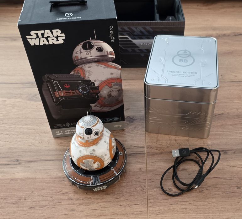 Robot BB8 z filmu Star Wars firmy Sphero zdalnie sterowany