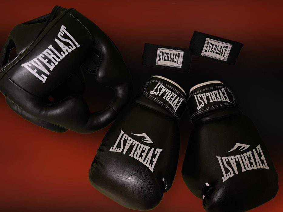 Боксерские перчатки, шлем для бокса единоборств, боксерские бинты
