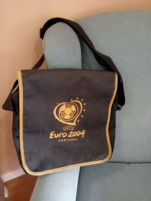 Sacola oficial Euro 2004