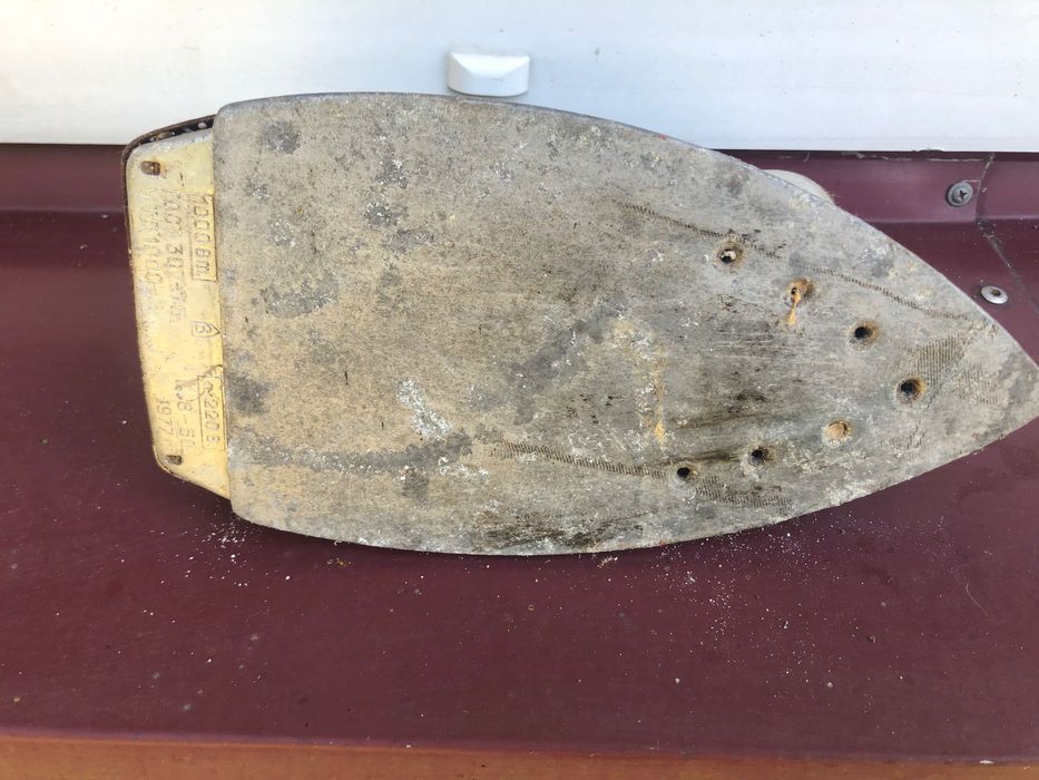 Zelazko antyk powojenne