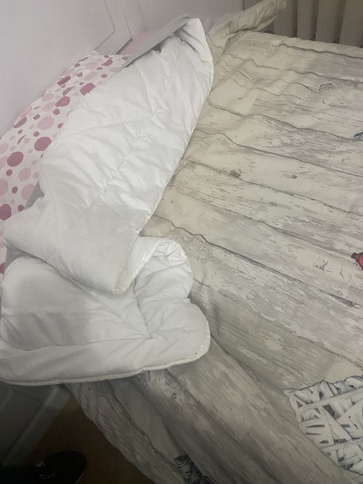 Vendo edredão com oferta capa