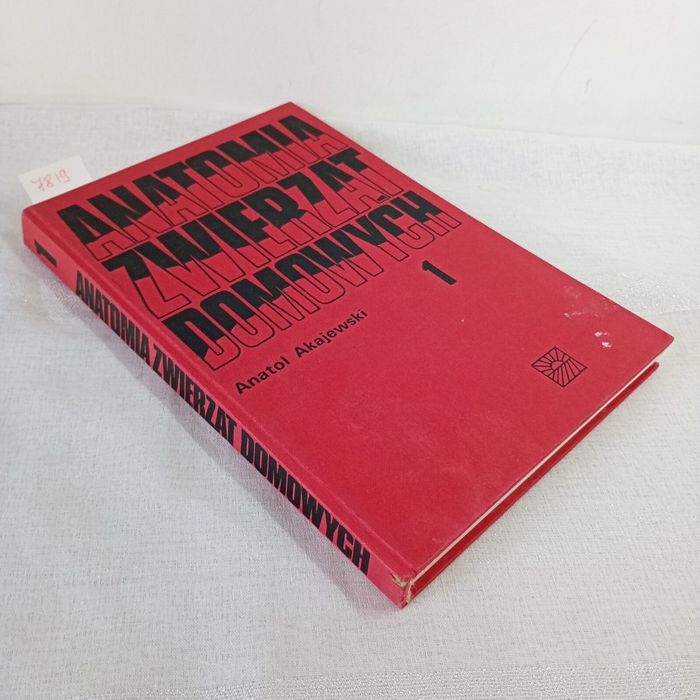 Anatomia zwierząt domowych 2 tomy. Anatol Akajewski