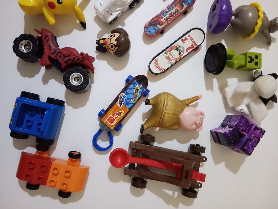 Lote bonecos tudo 5€