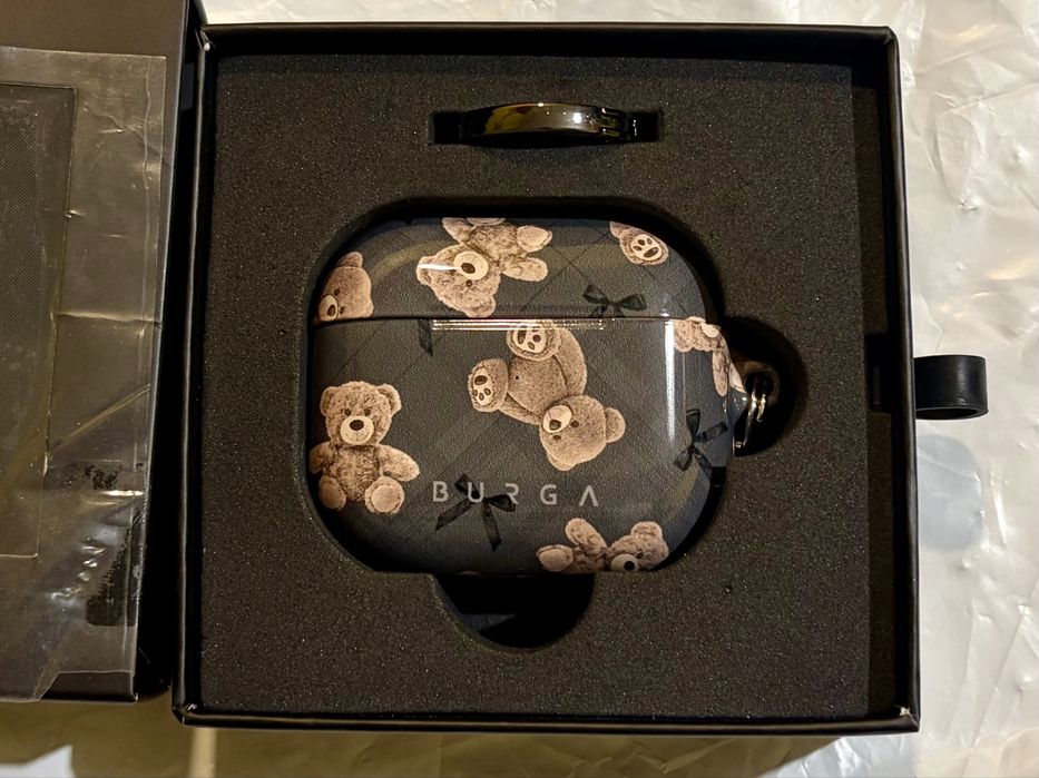 Etui na słuchawki Burga Case BFF do AirPods 3