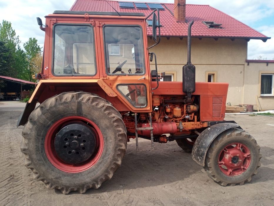 Ciągnik rolniczy MTZ 82