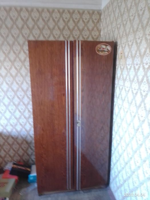 Шкаф трёх створчатый. Двухстворчатый.