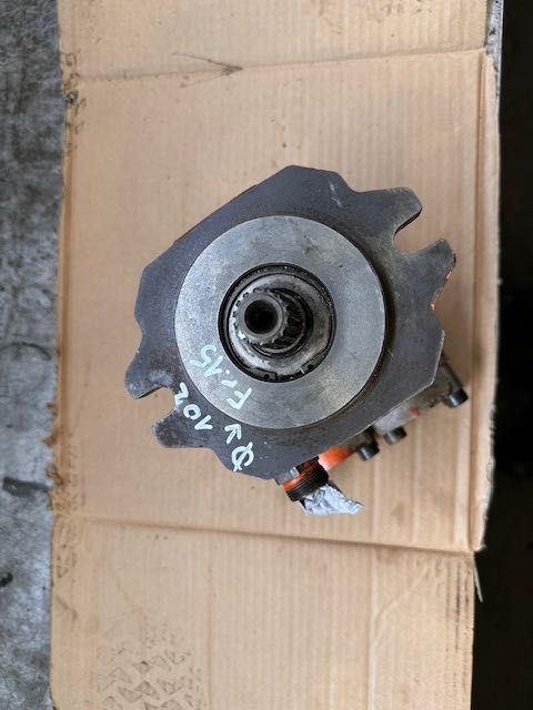 silnik hydrauliczny linde MMF 35 DO koparki