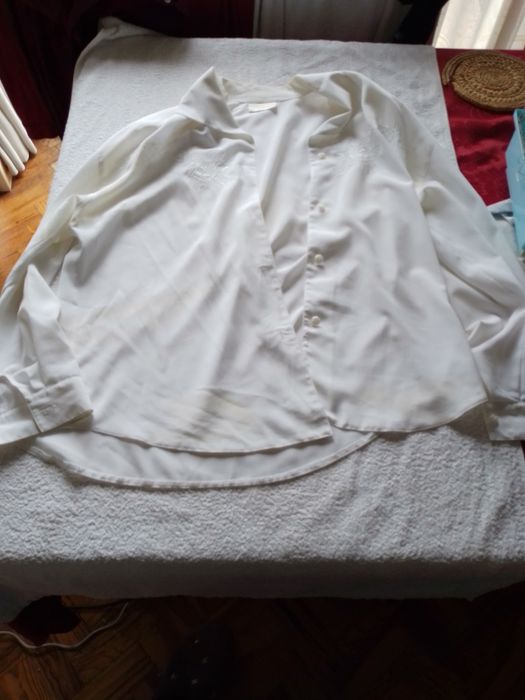 Aromas/visões/Sons do passado-Blazer Branco-10E-Camisa 5E Desde 5E