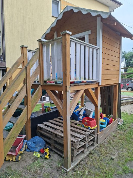 Domek dla dzieci do ogrodu