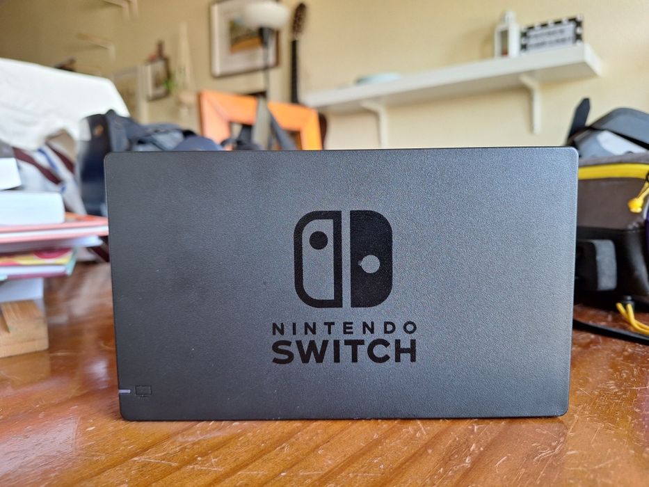 Nintendo Switch V2 – 7 Meses de Uso + Película Protetora