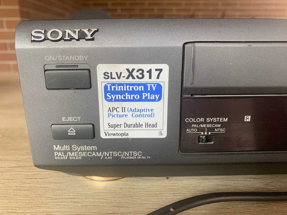 Відеомагнітофон Sony