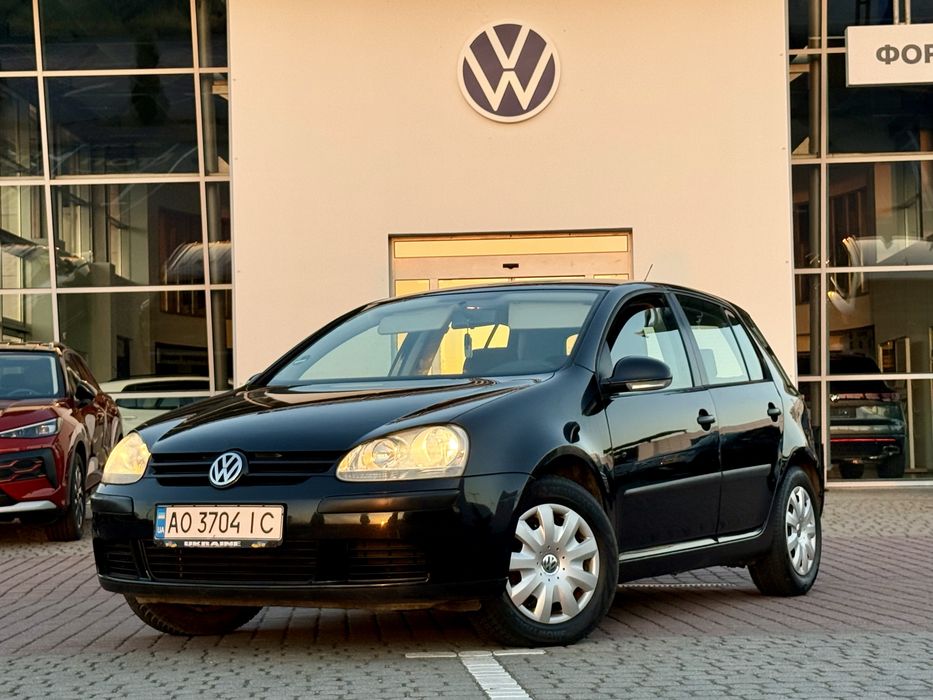 Volkswagen Golf V