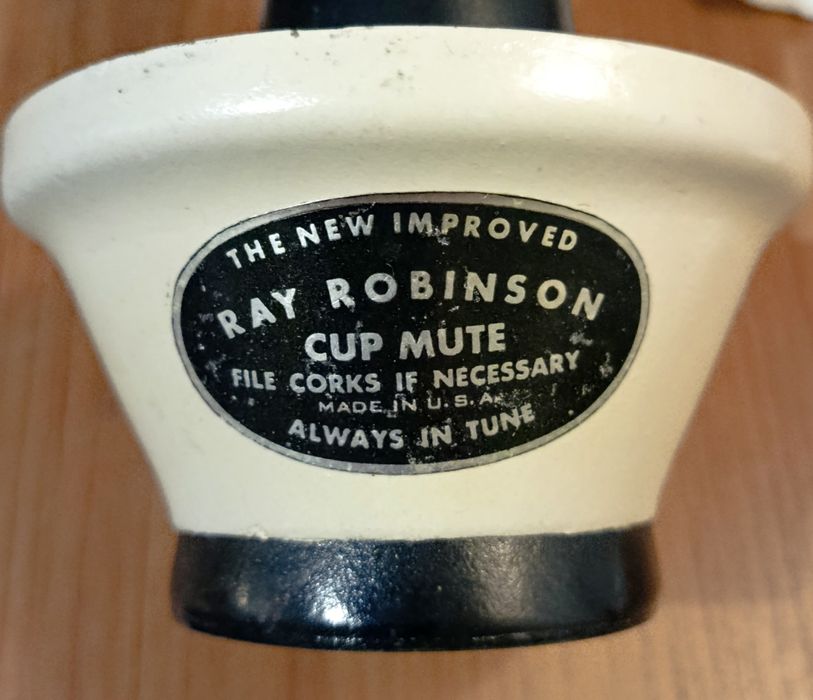 Сурдина для тромбона.