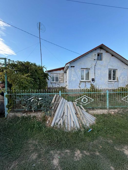 Дом Палиёво низ рынка!