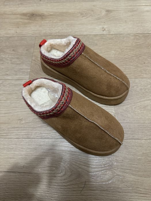 Трендові Ugg tazz