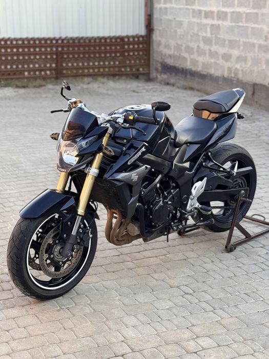 Suzuki GSR 750     АВS