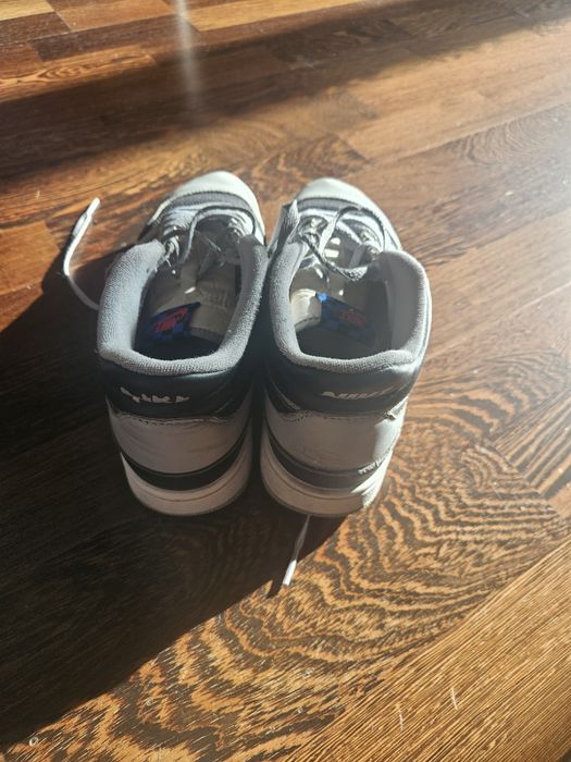 Wiosenne Buty Nike Attack rozm. 40 skóra
