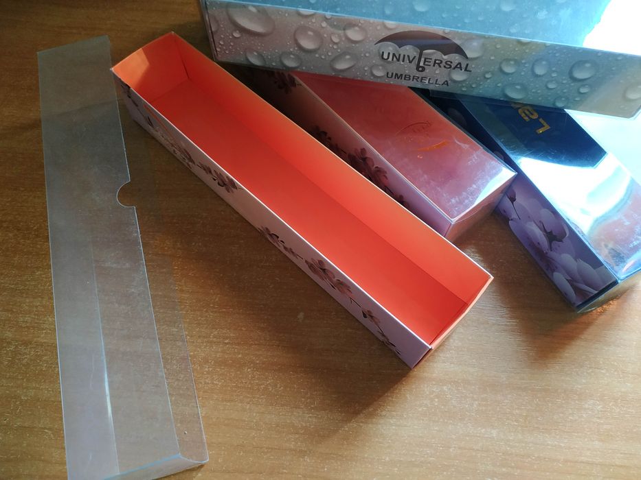 Продам коробки от зонтика