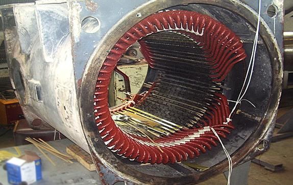 Сгоревший электродвигатель 5000 квт. Статор ротор коллектор. Нагретый двигатель. Нагрев статора. Электродвигатель для газонокосилки асинхронный.