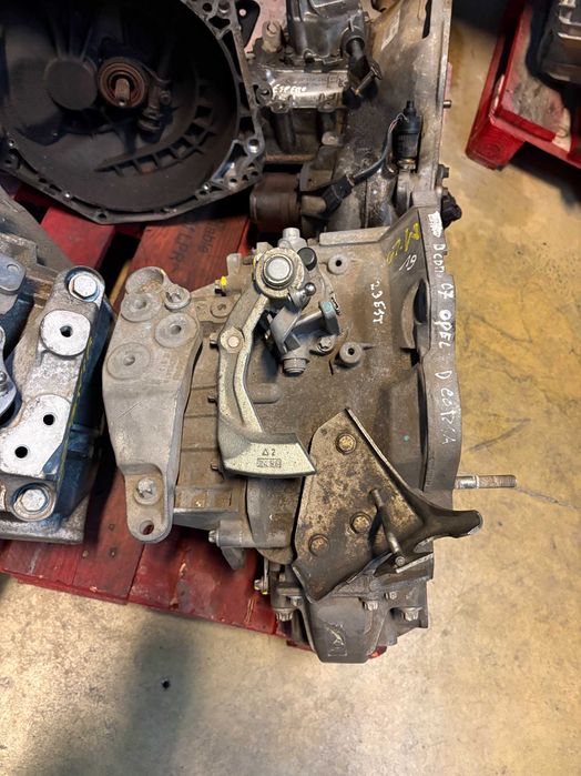 Caixa de 6 velocidades para Opel Corsa D 1.3 cdti